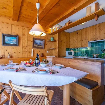 Sainte-foy-l'argentiere Sleeps 5