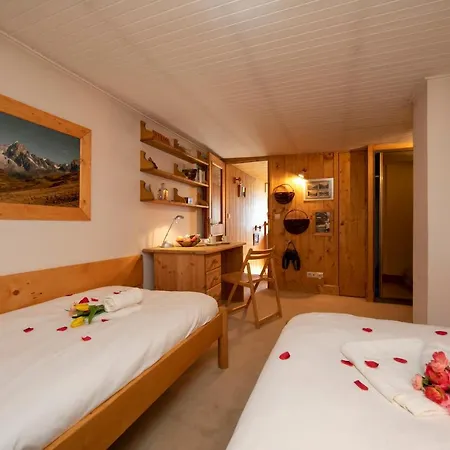Sainte-foy-l'argentiere Sleeps 5 Apartament Chamonix
