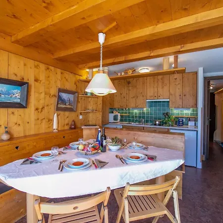 Sainte-foy-l'argentiere Sleeps 5 *